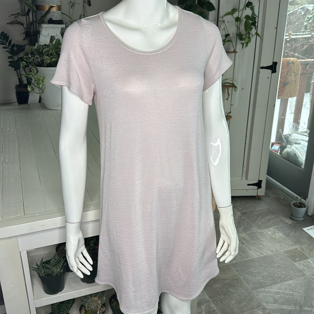 Wilfred free Aritzia ESTHER t-shirt dress slightly flared silhouette. Sz Med